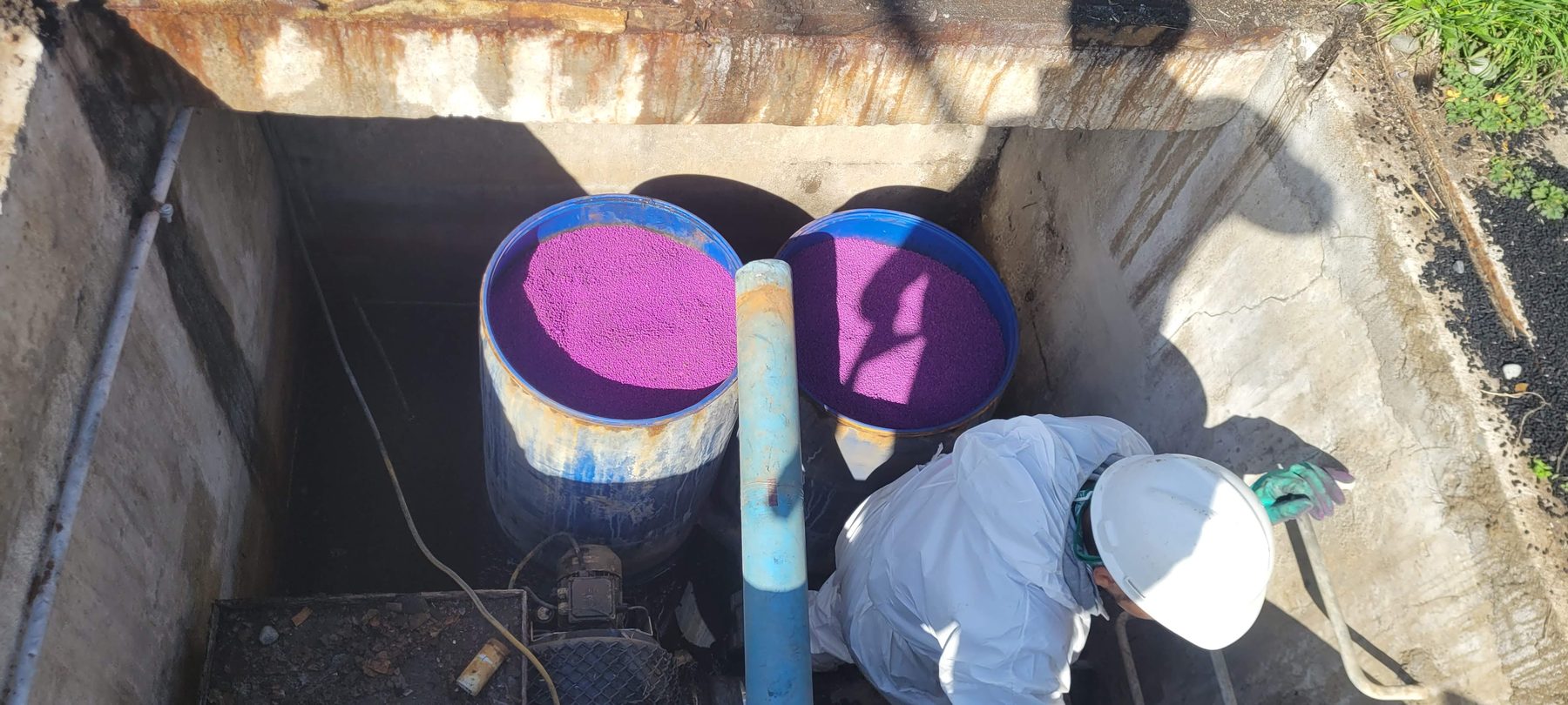 Medio filtrante granular en tambores durante recambio